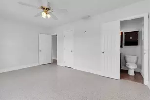 999 38th Ave NE, Saint Petersburg, FL 33704 - Photo 37