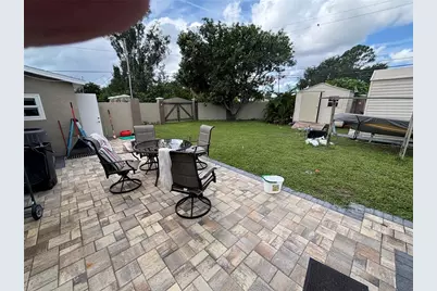 999 38th Avenue NE, Saint Petersburg, FL 33704 - Photo 55