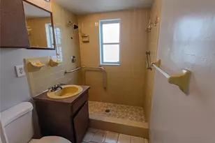 7338 Foxbloom Dr, Port Richey, FL 34668 - Photo 17