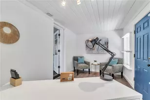 3530 16th St N, Saint Petersburg, FL 33704 - Photo 9