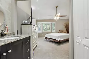 10482 St Tropez Pl, Tampa, FL 33615 - Photo 21