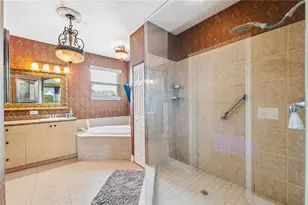 10813 Boca Club Ct, Seminole, FL 33772 - Photo 15