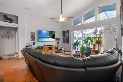 10327 Meadow Crossing Drive, Tampa, FL 33647 - Photo 13