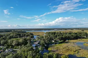 8838 E Glow Ln, Inverness, FL 34450 - Photo 1