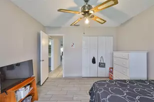 2347 Gainesborough Loop, Sun City Center, FL 33573 - Photo 13