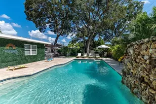 333 66th St N, Saint Petersburg, FL 33710 - Photo 35