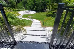 327 Roberts Rd, Nokomis, FL 34275 - Photo 43