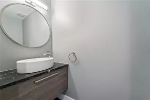 327 Roberts Rd, Nokomis, FL 34275 - Photo 23