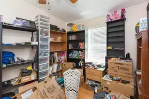 9117 Wood Terrace Dr, Tampa, FL 33637 - Photo 23