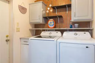 9117 Wood Terrace Dr, Tampa, FL 33637 - Photo 13