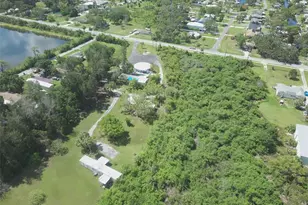 1603 W Shell Point Rd, Ruskin, FL 33570 - Photo 11