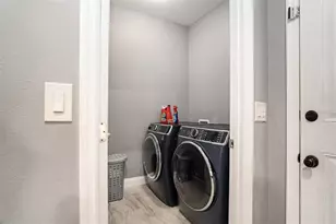 4225 1/2 E Palifox St, Tampa, FL 33610 - Photo 23