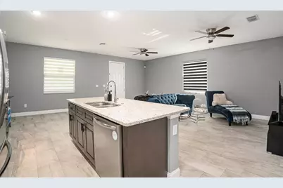 4225 1/2 E Palifox Street, Tampa, FL 33610 - Photo 11