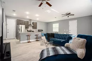 4225 1/2 E Palifox St, Tampa, FL 33610 - Photo 9