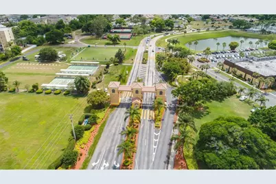 1814 Foxhunt Drive #A, Sun City Center, FL 33573 - Photo 17