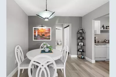 226 Gloucester Boulevard #400, Sun City Center, FL 33573 - Photo 7