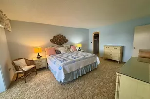 4775 Cove Cir, Saint Petersburg, FL 33708 - Photo 19