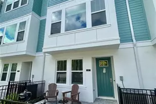 487 31st Wy N, Saint Petersburg, FL 33713 - Photo 1