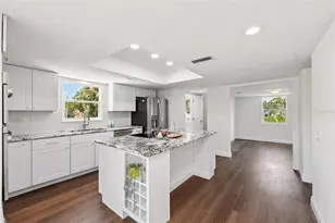 7355 138th St, Seminole, FL 33776 - Photo 11