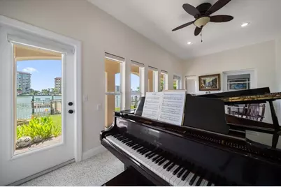 733 Bay Esplanade, Clearwater Beach, FL 33767 - Photo 27