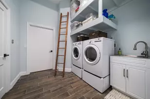 733 Bay Esplanade, Clearwater Beach, FL 33767 - Photo 37