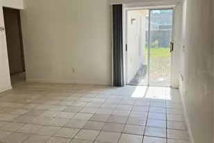 8108 Riverboat Dr, Tampa, FL 33637 - Photo 5