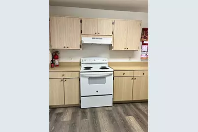 8108 Riverboat Drive, Tampa, FL 33637 - Photo 7