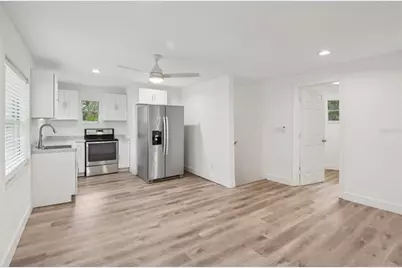 9404 N Mulberry Street, Tampa, FL 33612 - Photo 9