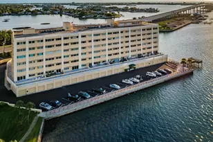 100 Bluff View Dr, Belleair Bluffs, FL 33770 - Photo 3