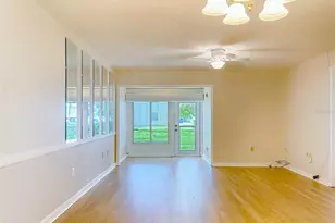 1100 E Bay Dr, Largo, FL 33770 - Photo 21