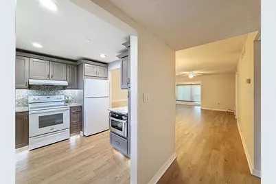 1100 East Bay Drive #38, Largo, FL 33770 - Photo 13