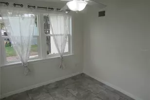 11913 104th St, Largo, FL 33773 - Photo 13