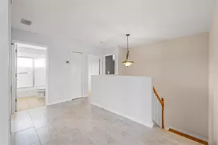 11108 Kempton Vista Dr, Riverview, FL 33579 - Photo 17