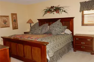 135 1st St E, Tierra Verde, FL 33715 - Photo 9