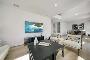 116 Devon Dr, Clearwater Beach, FL 33767 - Photo 9