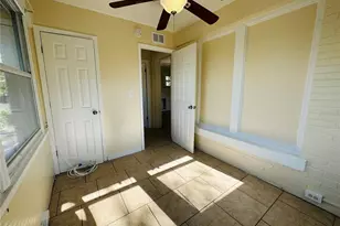 1314 12th Ave S, Saint Petersburg, FL 33705 - Photo 11