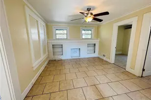 1314 12th Ave S, Saint Petersburg, FL 33705 - Photo 3