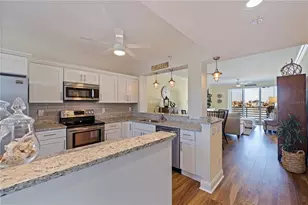 7902 Sailboat Key Blvd S, South Pasadena, FL 33707 - Photo 5