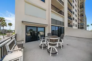 1270 Gulf Blvd, Clearwater Beach, FL 33767 - Photo 37