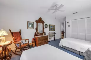 8229 22nd Ave N, Saint Petersburg, FL 33710 - Photo 33