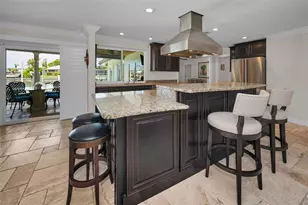 2057 Kansas Ave NE, Saint Petersburg, FL 33703 - Photo 15