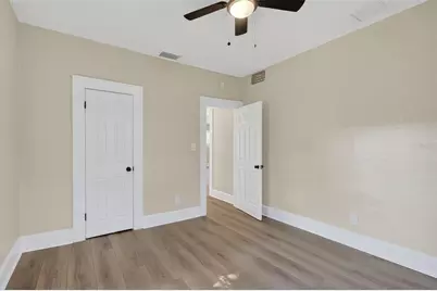 1240 James Avenue S, Saint Petersburg, FL 33705 - Photo 23