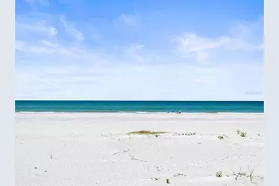 18218 Sunset Boulevard #B, Saint Petersburg, FL 33708 - Photo 23