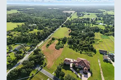 8504 Alafia Hills Drive, Plant City, FL 33567 - Photo 15