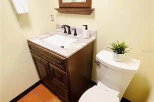 1931 W Chestnut St, Tampa, FL 33607 - Photo 11