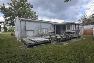 4310 Yardley Ave N, Saint Petersburg, FL 33713 - Photo 3