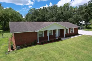 1405 Knights Griffin Rd, Plant City, FL 33565 - Photo 3