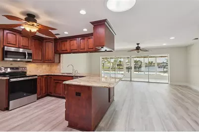 6516 Bimini Court, Apollo Beach, FL 33572 - Photo 11