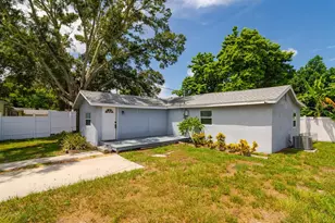 4978 71st St N, Saint Petersburg, FL 33709 - Photo 1