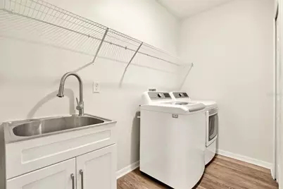 5749 Desert Rose Place, Tampa, FL 33615 - Photo 11